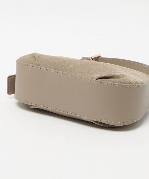 スエード ムーン ワイドベルト ワンショルダーバッグ（ショルダー