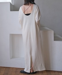 AKTE | バックラウンドサーマルワンピース(ワンピース)