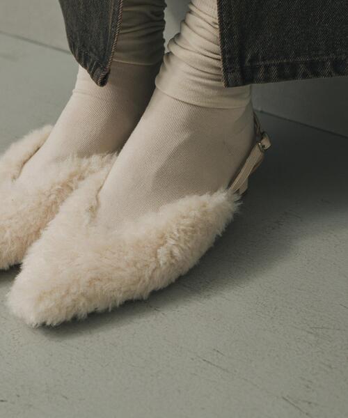 meltthelady ポインテッドファーミュール ホワイト Melt the lady ポインテッドファーミュール Melt the lady ホワイト