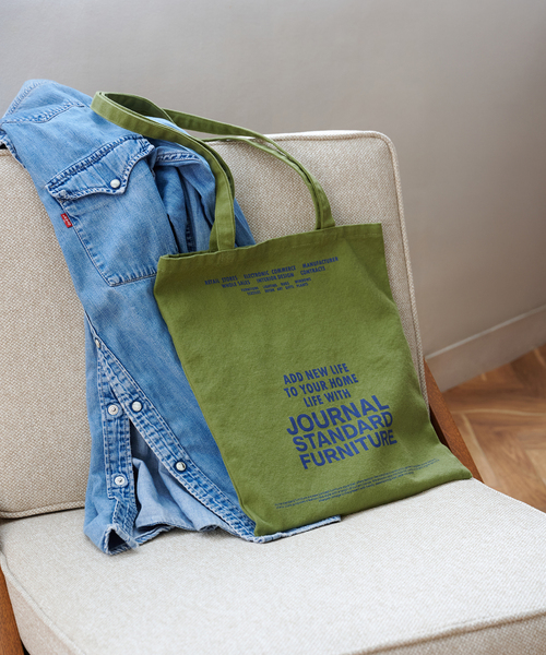 journal standard Furniture （ジャーナルスタンダードファニチャー）の「JSF TOTE CANVAS　トートバッグ（トートバッグ・レディース・グレー/カーキ/グリーン系その他/ネイビー/パープル/オレンジ/イエロー/アイボリー/ブラック・FREE）」の5枚目の写真