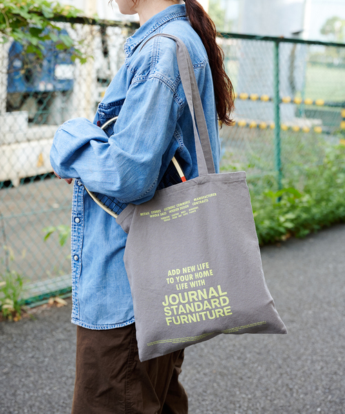 journal standard Furniture （ジャーナルスタンダードファニチャー）の「JSF TOTE CANVAS　トートバッグ（トートバッグ・レディース・グレー/カーキ/グリーン系その他/ネイビー/パープル/オレンジ/イエロー/アイボリー/ブラック・FREE）」の11枚目の写真
