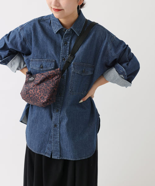 JOURNAL STANDARD relume(ジャーナルスタンダード レリューム)の「《追加2》9oz デニムワークシャツ(シャツ/ブラウス・レディース・ネイビー/ブルー・FREE)」の6枚目の写真