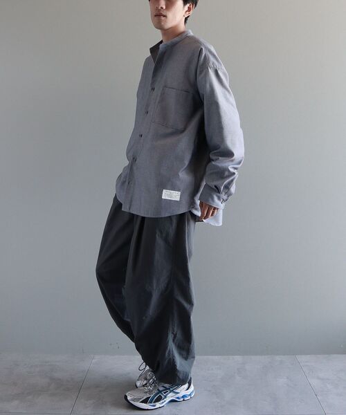 CRAFT STANDARD BOUTIQUE（クラフトスタンダードブティック）の「DRY-MIX オックスフォードバンドカラーシャツ（シャツ/ブラウス・メンズ・グレー/ブルー/オフホワイト・M/L/XL）」の22枚目の写真