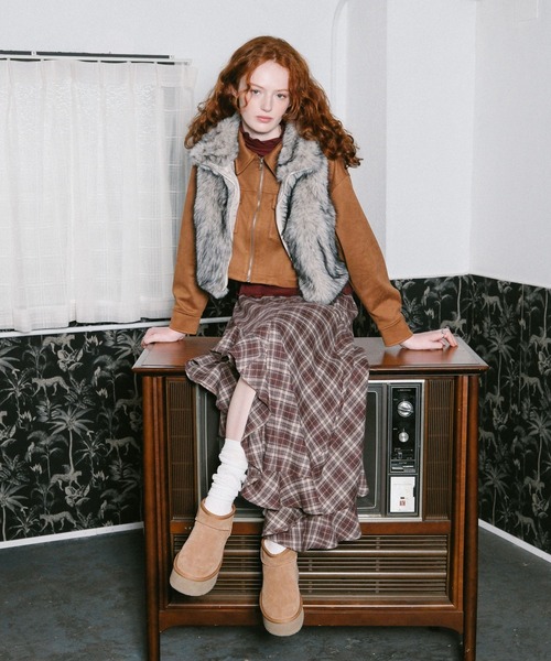 3.3 Field Trip （3.3フィールドトリップ）の「3.3 Field Trip／ポケット付きスエードジャケット（ブルゾン・レディース・キャメル/チャコール・FREE）」の12枚目の写真