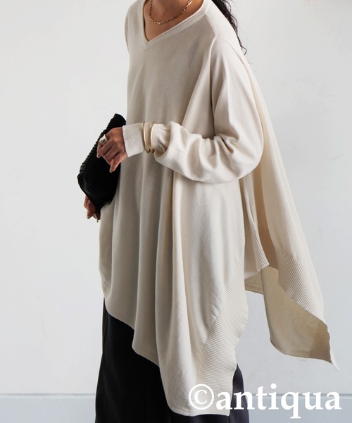 antiqua(アンティカ)の「アシメ ニットトップス(Tシャツ/カットソー・レディース・ホワイト/ブラック/杢グレー・ONESIZE)」の1枚目の写真