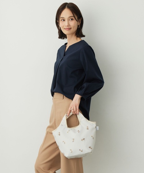 CROSSPLUS ONLINE(クロスプラスオンライン)の「モチーフプリント保冷保温コンパクトミニエコバッグ【猫柄・犬柄・うさぎ柄】(エコバッグ/サブバッグ・レディース・ホワイト/ライトグレー/ベージュ・フリー)」の12枚目の写真
