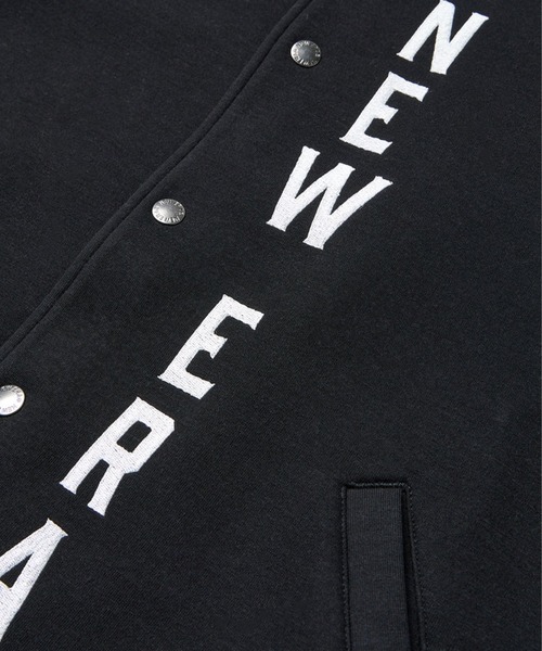 NEW ERA（ニューエラ）の「NEW ERA/ニューエラ テックスウェット バーシティージャケット ゴルフ ブルゾン 撥水 14669829/14669830（ブルゾン・メンズ・ネイビー/ブラック・L/XL/2XL/M）」の10枚目の写真