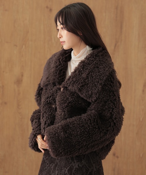 SUWDEE(スーディー)の「big collar boa short coat(その他アウター・レディース・ベージュ/ブラウン・FREE)」の7枚目の写真