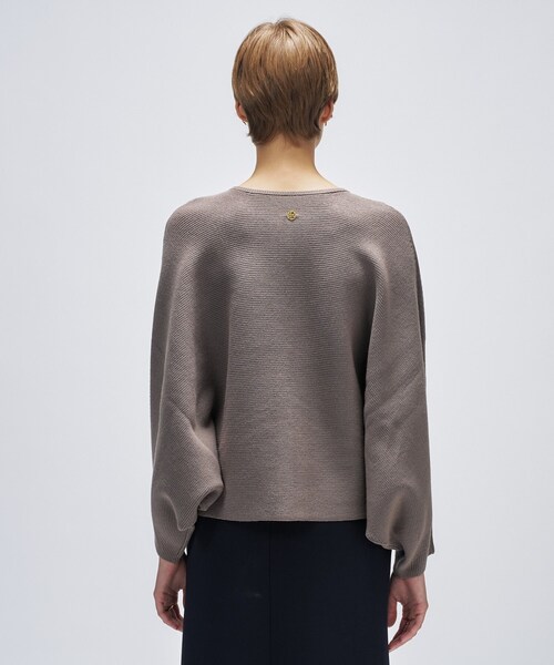 cloenc（クロエンス）の「【手洗い可】ドルマンケープニットカーディガン（カーディガン/ボレロ・レディース・ライトイエロー系/ブラック/ブラウン系その他・02）」の7枚目の写真