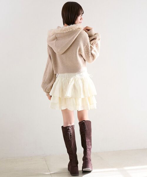 MAJESTIC LEGON（マジェスティックレゴン）の「キラキラフード付きニットパーカー（パーカー・レディース・アイボリー/ブラック/ベージュ/グレー・MEDIUM）」の6枚目の写真