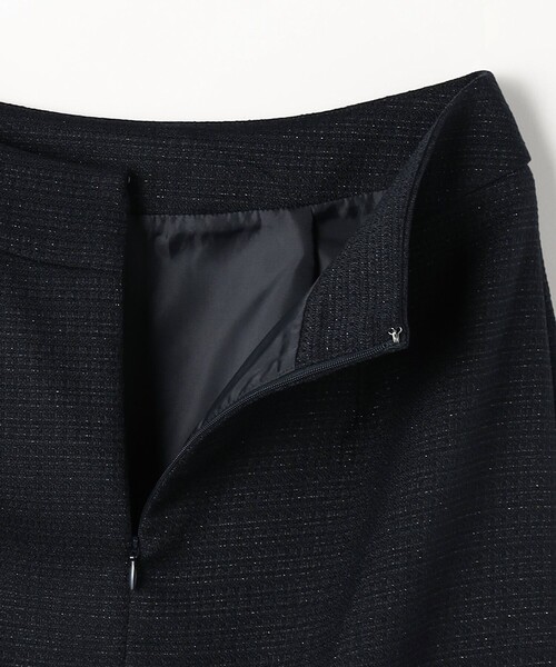 A DAY IN THE LIFE UNITED ARROWS(アデイインザライフユナイテッドアローズ)の「ラメ ツイードライク タイトスカート -セットアップ対応- <A DAY IN THE LIFE>(スカート・レディース・ネイビー・40/36/38)」の4枚目の写真