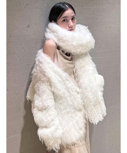 SNIDEL（スナイデル）の「ファーロングマフラー（マフラー・レディース・アイボリー/ライトピンク/ネイビー・F）」の11枚目の写真