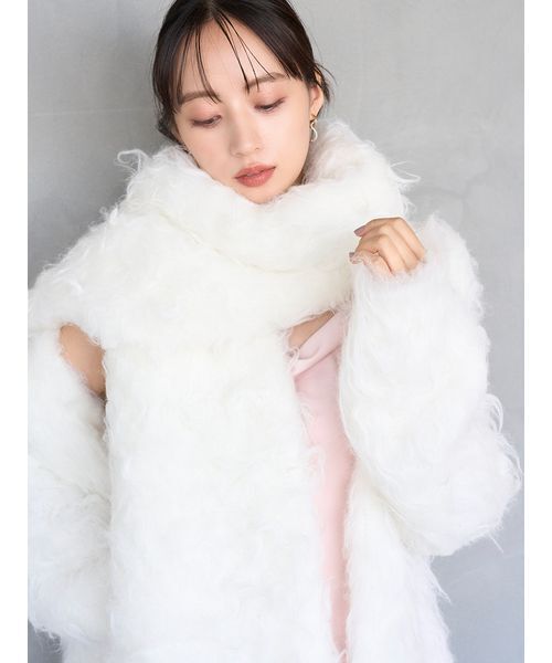 SNIDEL（スナイデル）の「ファーロングマフラー（マフラー・レディース・アイボリー/ライトピンク/ネイビー・F）」の16枚目の写真