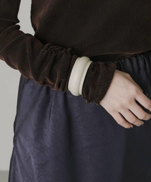 セール】シンプルレザーバングル（バングル/リストバンド）｜SMELLY