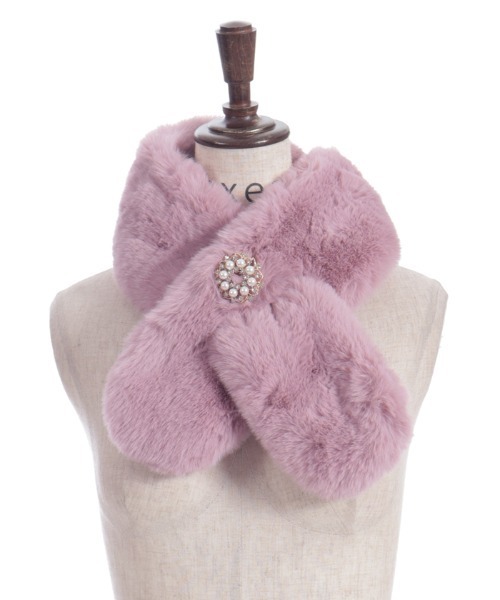 axes femme（アクシーズファム）の「ブローチ付きファーティペット（マフラー・レディース・ブラック/キナリ/ピンク・FREE）」の15枚目の写真