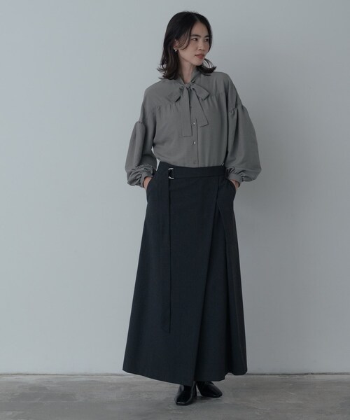 GALLEST（ギャレスト）の「Timeless｜ベルテッドロングスカート【セットアップ対応】（スカート・レディース・チャコールグレー/ベージュ/ライトグレー・40/34/36/38）」の10枚目の写真