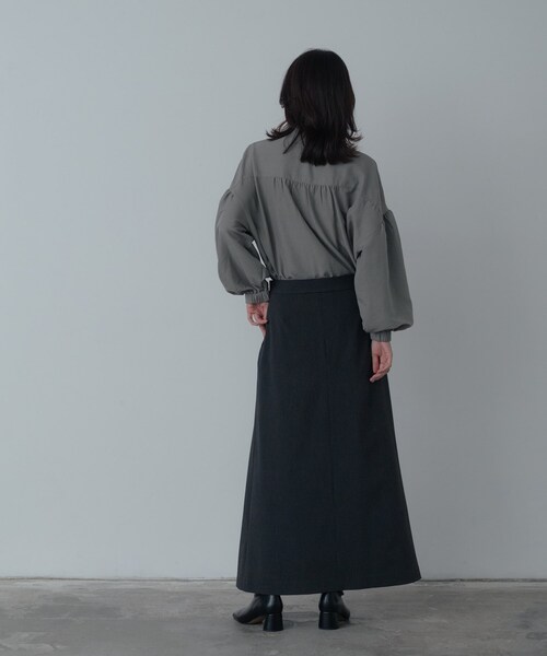 GALLEST（ギャレスト）の「Timeless｜ベルテッドロングスカート【セットアップ対応】（スカート・レディース・チャコールグレー/ベージュ/ライトグレー・40/34/36/38）」の12枚目の写真