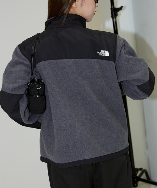PUBLUX（パブリュクス）の「THE NORTH FACE/ザ・ノース・フェイス Womens Denali Jacket　限定展開/ウィメンズ デナリ ジャケット（その他アウター・レディース・グレー/ブラック・LARGE/X-LARGE/MEDIUM）」の11枚目の写真