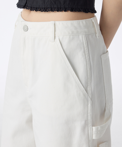 MUSINSA STANDARD WOMAN（ムシンサスタンダードウーマン）の「ウィメンズカーペンターバミューダデニムパンツ[ホワイト]（デニムパンツ・レディース・その他・30/27/28/29/25/26/24）」の5枚目の写真