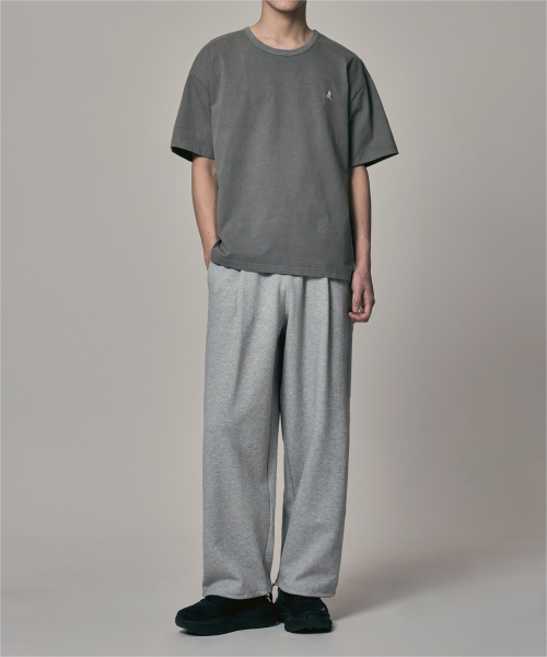 Verdnt（バーダント）の「オリジナルバードロゴ刺繍Tシャツ[ガーメントグレー]（Tシャツ/カットソー・レディース・ライトグレー・SMALL/MEDIUM/LARGE）」の2枚目の写真