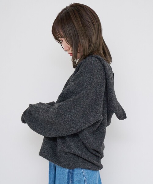 coen(コーエン)の「フラッフィーフーディ ウォッシャブルニット(WEB限定カラーあり)(ニット/セーター・レディース・オフホワイト/ライトブルー/ネイビー/ダークグレー・L/M)」の14枚目の写真