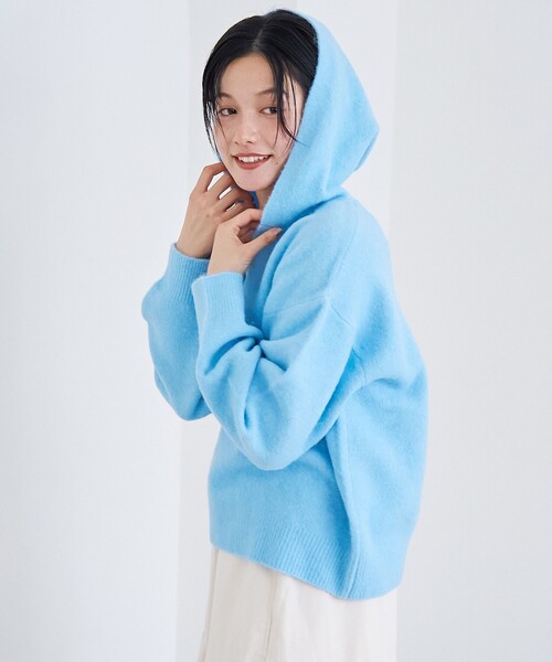 coen(コーエン)の「フラッフィーフーディ ウォッシャブルニット(WEB限定カラーあり)(ニット/セーター・レディース・オフホワイト/ライトブルー/ネイビー/ダークグレー・L/M)」の19枚目の写真