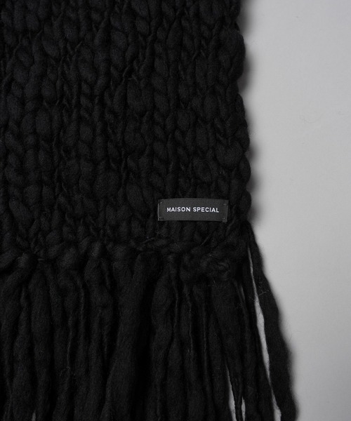 MAISON SPECIAL（メゾンスペシャル）の「《UNISEX》Volume Yarn Fringe Scarf/ボリュームヤーンフリンジマフラー【MAISON SPECIAL/メゾンスペシャル】（マフラー・メンズ・アイボリー/ブラック・FREE）」の9枚目の写真