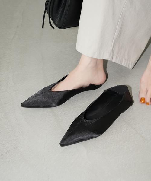 chuclla（チュクラ）の「ポインテッドトゥ 2WAYフラットパンプス chs25a020（パンプス・レディース・ブラック・36/37/38/39/40）」の2枚目の写真