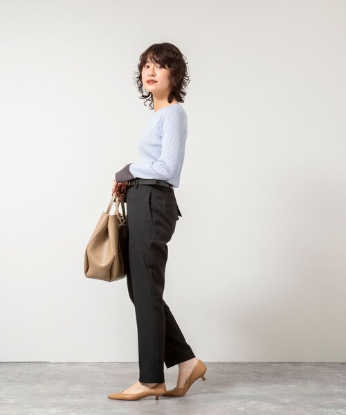 NOLLEY’S Sophi（ノーリーズソフィ）の「《手洗い可能》ウール混ワイドリブ袖口配色プルオーバー（ニット/セーター・レディース・ダークネイビー/サックスブルー/グレー・38）」の4枚目の写真