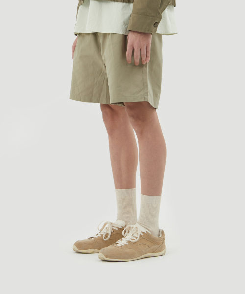 CONNECT KINLOCH(コネクトキンロック)の「ツーピンタックハーフパンツ(ライトカーキ)(その他パンツ・メンズ・その他・MEDIUM/LARGE/X-LARGE)」の1枚目の写真