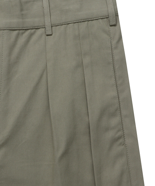 CONNECT KINLOCH(コネクトキンロック)の「ツーピンタックハーフパンツ(ライトカーキ)(その他パンツ・メンズ・その他・MEDIUM/LARGE/X-LARGE)」の5枚目の写真