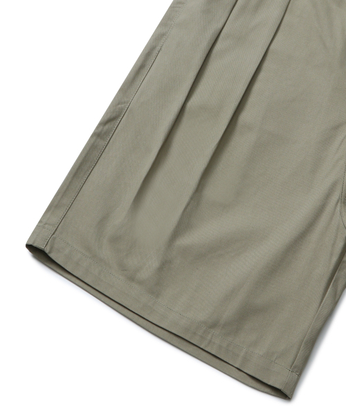CONNECT KINLOCH(コネクトキンロック)の「ツーピンタックハーフパンツ(ライトカーキ)(その他パンツ・メンズ・その他・MEDIUM/LARGE/X-LARGE)」の7枚目の写真