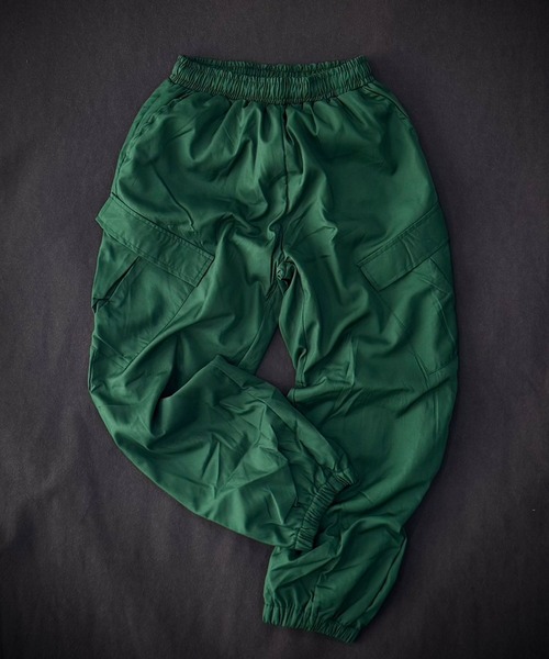 その他セレクト(ソノタセレクト)の「裏メッシュ バルーンカーゴパンツ(カーゴパンツ・キッズ・ブラック/チャコールグレー/オフホワイト/ダークグリーン/ベージュ・130cm/140cm/120cm/110cm/160cm/150cm)」の5枚目の写真