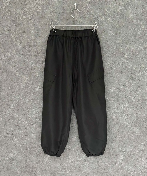 その他セレクト(ソノタセレクト)の「裏メッシュ バルーンカーゴパンツ(カーゴパンツ・キッズ・ブラック/チャコールグレー/オフホワイト/ダークグリーン/ベージュ・130cm/140cm/120cm/110cm/160cm/150cm)」の14枚目の写真