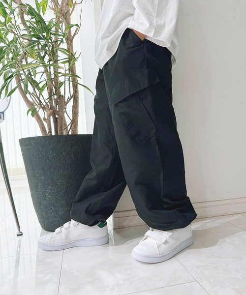 その他セレクト(ソノタセレクト)の「裏メッシュ バルーンカーゴパンツ(カーゴパンツ・キッズ・ブラック/チャコールグレー/オフホワイト/ダークグリーン/ベージュ・130cm/140cm/120cm/110cm/160cm/150cm)」の6枚目の写真