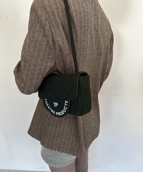 THEATRE PRODUCTS（シアタープロダクツ）の「フェイクスウェードキルティングバッグ（ハンドバッグ・レディース・ベージュ/ブラック・FREE）」の3枚目の写真
