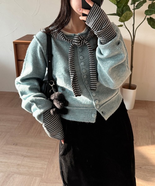 MUHET（ミュエータ）の「covered-button crew neck cardigan / クルミボタンカーディガン（カーディガン/ボレロ・レディース・ブラウン/ベージュ/ライトブルー/チャコールグレー・FREE）」の4枚目の写真