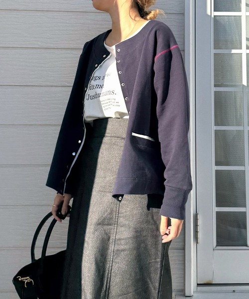 Q（キュー）の「ミニ裏毛ラインボックスカーデ（カーディガン/ボレロ・レディース・ライトグレー/ネイビー・MEDIUM）」の14枚目の写真