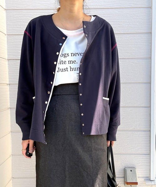 Q（キュー）の「ミニ裏毛ラインボックスカーデ（カーディガン/ボレロ・レディース・ライトグレー/ネイビー・MEDIUM）」の18枚目の写真