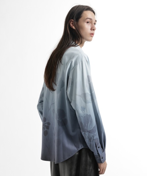 HARE(ハレ)の「フラワーグラデーションシャツ(HARE)(シャツ/ブラウス・メンズ・ブルー/グレー・FREE)」の14枚目の写真