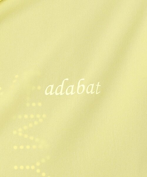 adabat（アダバット）の「【撥水】UVナイロンジップブルゾン（ブルゾン・レディース・サックスブルー/ライトイエロー系・38/40/42）」の6枚目の写真