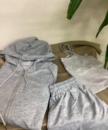 almo（アルモ）の「【Blss】【Bling Leads】ミニ裏毛　ZIPパーカー　Sパンツ　キャミ3点セットウエア(BL)（セットアップ）」