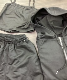 almo（アルモ）の「【Blss】【Bling Leads】ミニ裏毛　ZIPパーカー　Sパンツ　キャミ3点セットウエア(BL)（セットアップ）」