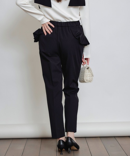 PICCIN PERLA（ピッチンペルラ）の「フリルポケットテーパードパンツ（その他パンツ・レディース・ブラック・S/M）」の4枚目の写真