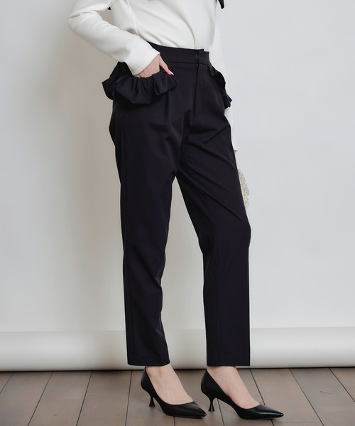 PICCIN PERLA（ピッチンペルラ）の「フリルポケットテーパードパンツ（その他パンツ・レディース・ブラック・S/M）」の5枚目の写真