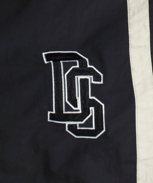 DISCUS（ディスカス）の「2026SS DISCUS/ディスカス ナイロン ワンポイントロゴ刺繍 サイドライン ワイドトラックパンツ レディース メンズ（その他パンツ・メンズ・アイボリー/ブラック/ベージュ/ネイビー・M/L/LL）」の14枚目の写真