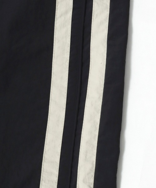 DISCUS（ディスカス）の「2026SS DISCUS/ディスカス ナイロン ワンポイントロゴ刺繍 サイドライン ワイドトラックパンツ レディース メンズ（その他パンツ・メンズ・アイボリー/ブラック/ベージュ/ネイビー・M/L/LL）」の18枚目の写真