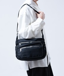 improves（インプローブス）の「ジップ ショルダー バッグ（ショルダーバッグ）」