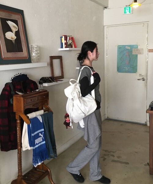 MUCU AND EBONY（ムクアンドエボニー）の「Notting Herringbone Backpack _ Ivory（バックパック/リュック・レディース・その他・FREE）」の8枚目の写真