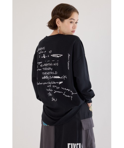 RODEO CROWNS WIDE BOWL(ロデオクラウンズワイドボウル)の「梨地VネックロングスリーブTシャツ(Tシャツ/カットソー・レディース・オフホワイト/ミント/ブラック・FREE)」の3枚目の写真